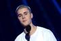Justin Bieber Falls Down Again, Gives Us All an Inspiring July Fourth Message Justin Bieber Falls Down Again, Gives Us All an Inspiring July Fourth Message
