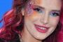 Bella Thorne Covered Half Her Face in Glitter for the Teen Choice Awards Bella Thorne Covered Half Her Face in Glitter for the Teen Choice Awards
